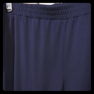 Avenue navy blue pull-on dress pants - size 26/28